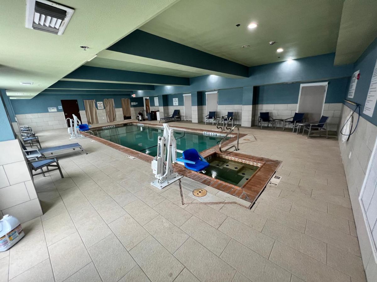 Holiday Inn Express & Suites Corpus Christi By Ihg Bagian luar foto